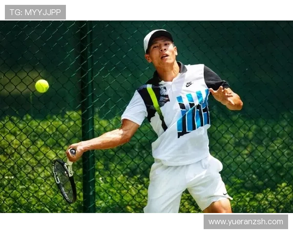 网球赛场风云再起 新星崛起与老将争锋精彩不断