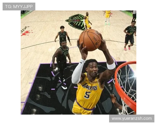 詹姆斯再创历史纪录 湖人三连胜迎战强敌勇士助力季后赛冲击